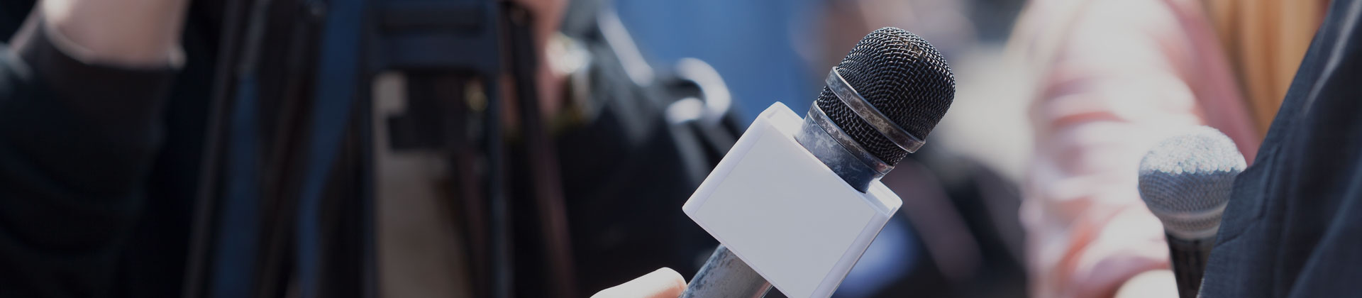 摄图网_304261487_电视采访(企业商用)(1)